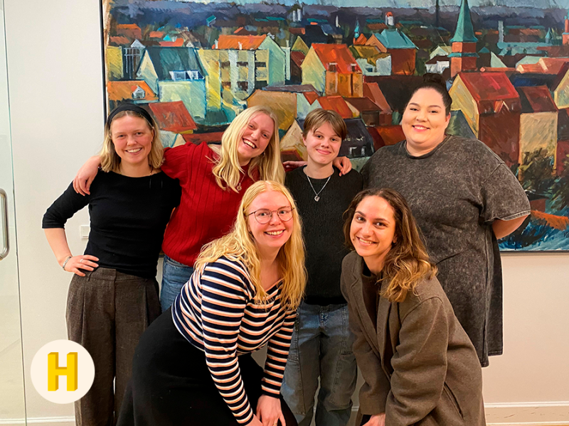 Foto af de unge mennesker, der en del af skrivegruppen Skriv