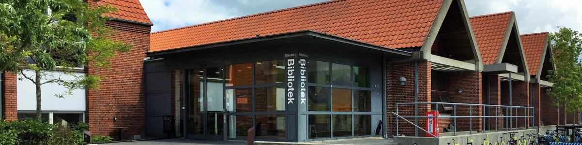 Silkeborg Bibliotek hovedindgangen