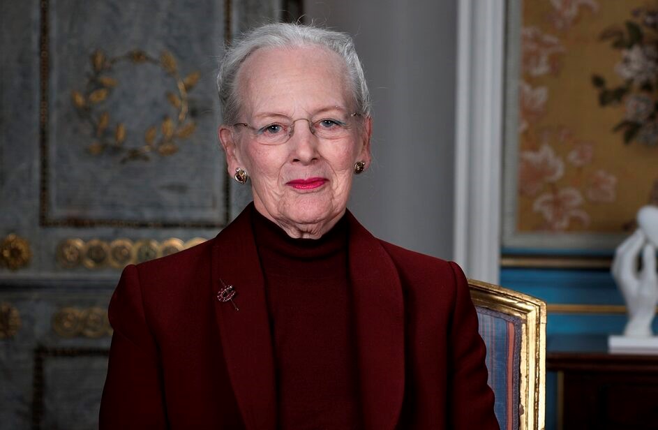 Transistor tweet krise Dronning Margrethe - 50 år på tronen | Silkeborg Bibliotekerne